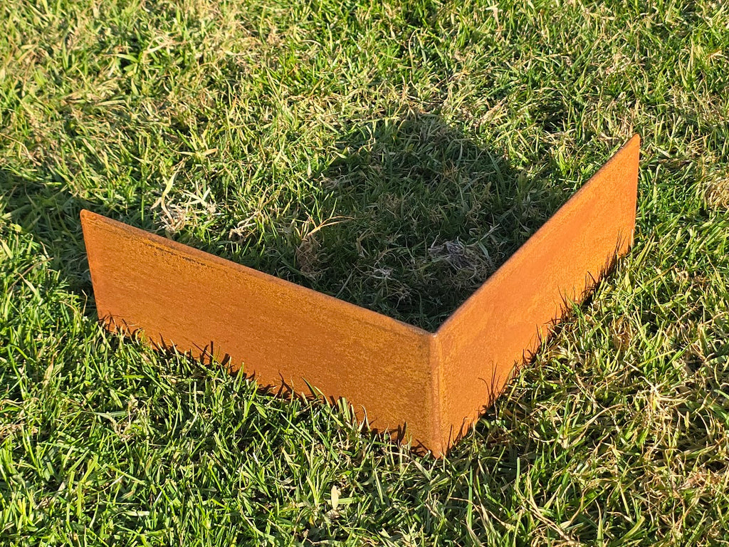 Rust Society Two-Fold Garden Edging