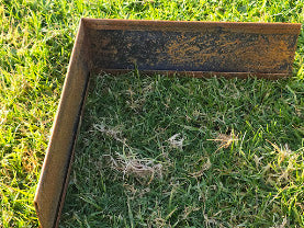 Rust Society Two-Fold Garden Edging Corner