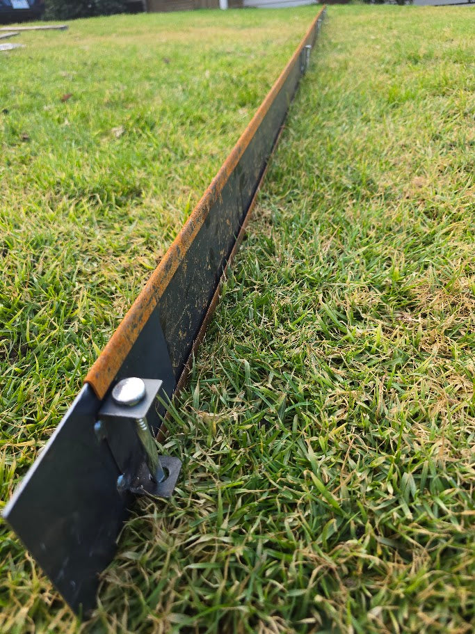 Rust Society Two-Fold Garden Edging
