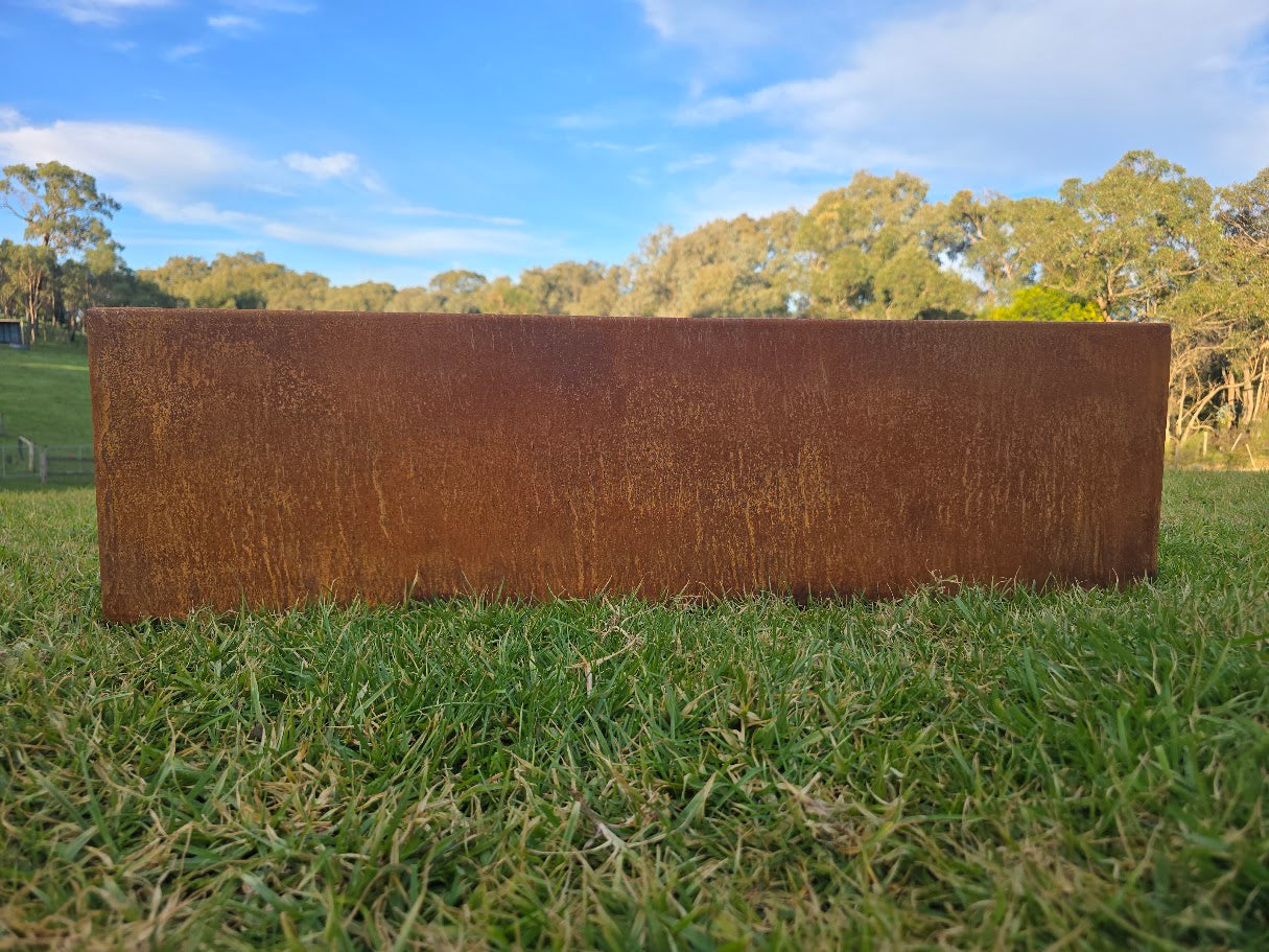 Rust Society Planter - Slender